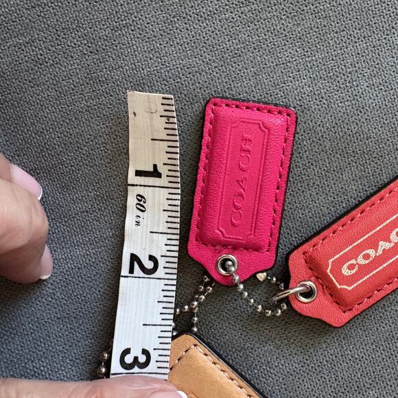 Coach hangtags lot set of 3 - Picture 4 of 4